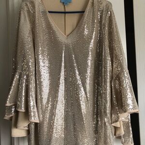 Cece Sparkling Sequin V-Neck Top